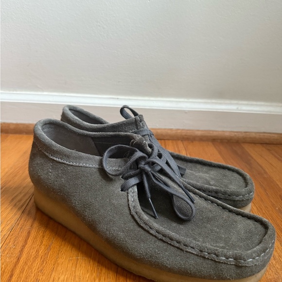 Clark Wallabees - Picture 2 of 3